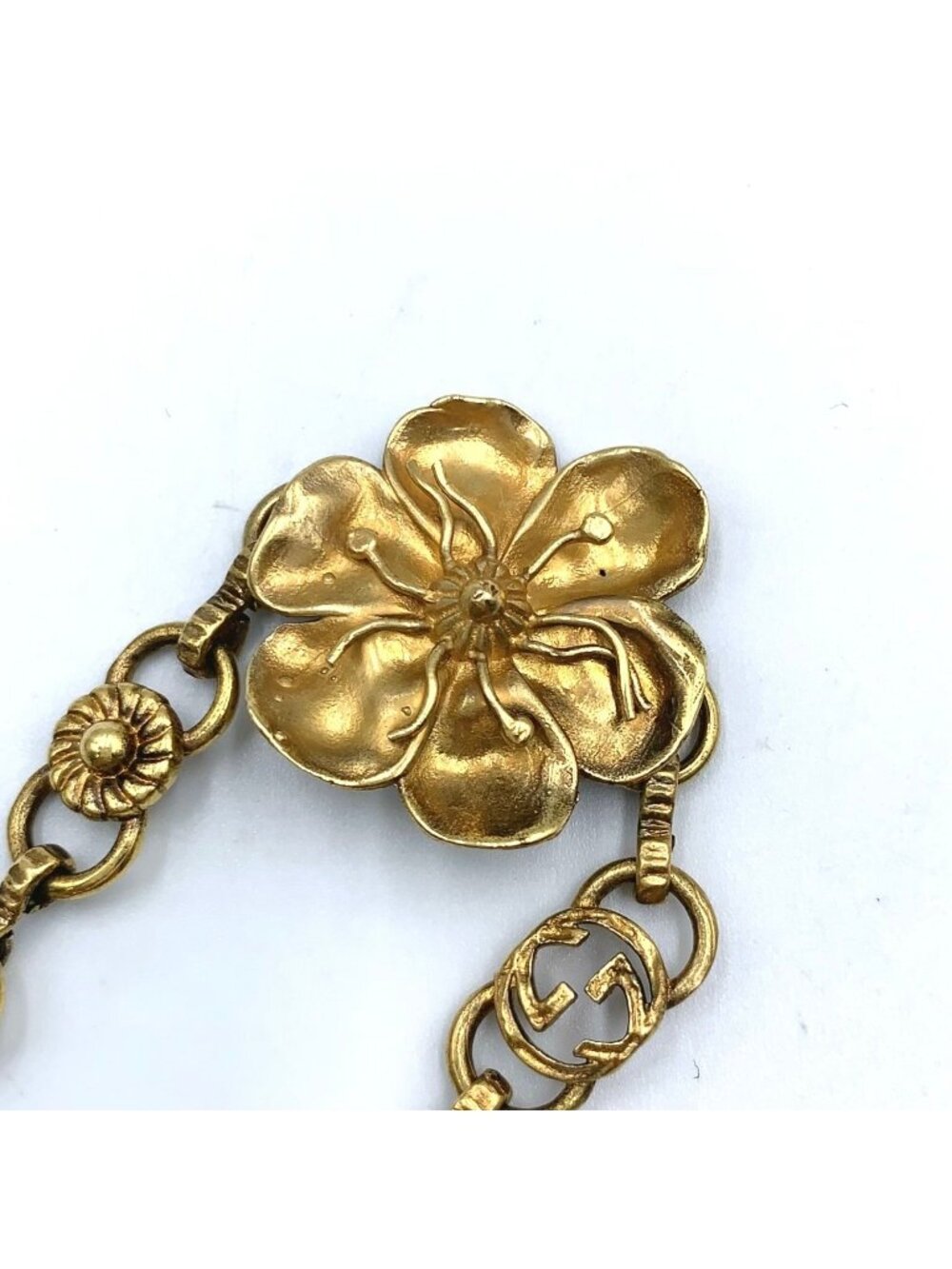 Gucci Interlocking G Flower Metal Gold Bracelet